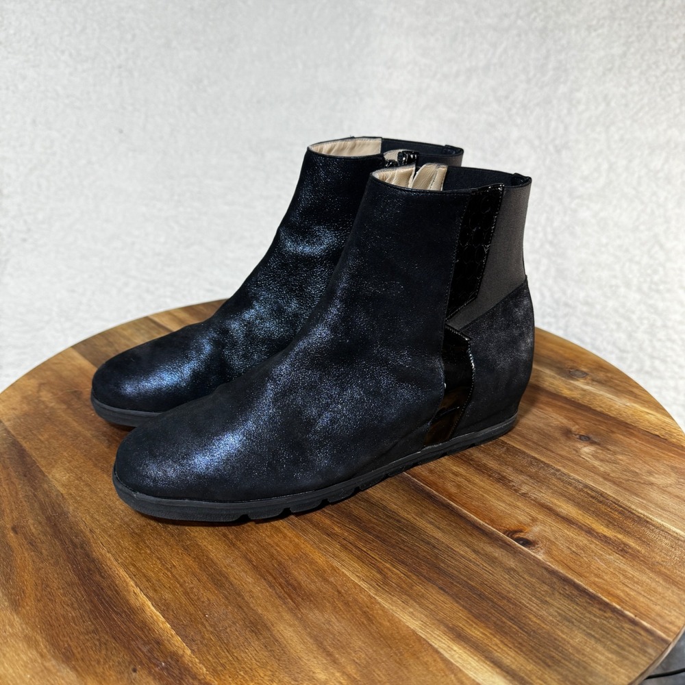Amalfi by Rangoni Black Metallic Shimmer Wedge‎ Ankle Boots Snakeskin Accent
